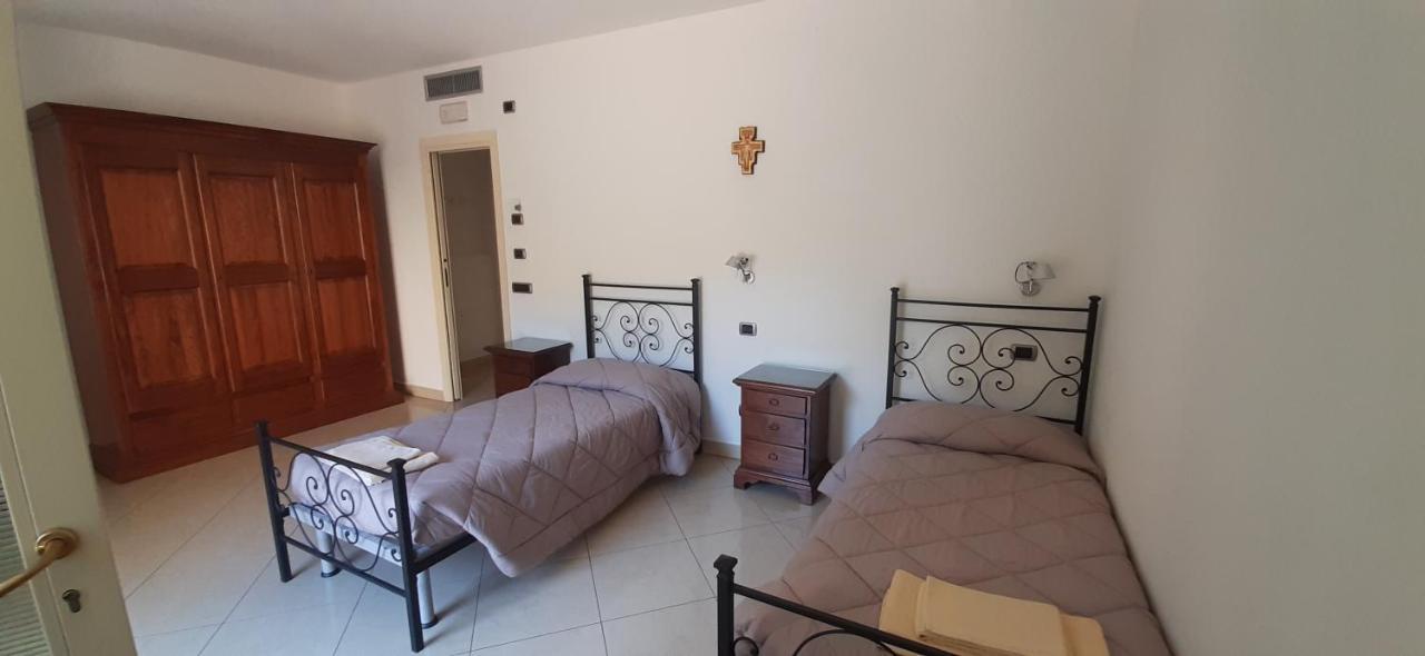 Casa Per Ferie Religiosa Figlie Di Nazareth Alojamento de Acomodação e Pequeno-almoço *