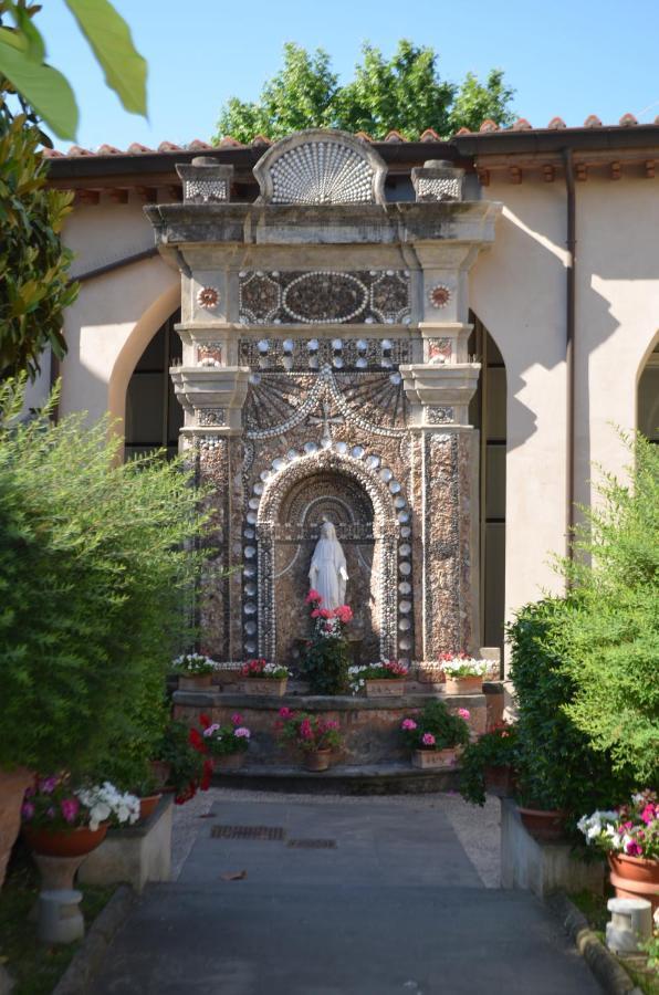 Casa Per Ferie Religiosa Figlie Di Nazareth Alojamento de Acomodação e Pequeno-almoço
